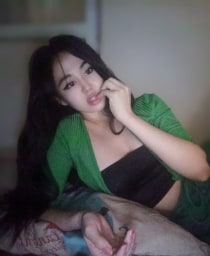 Break up with your girlfriend yeah yeah cause I am bored  