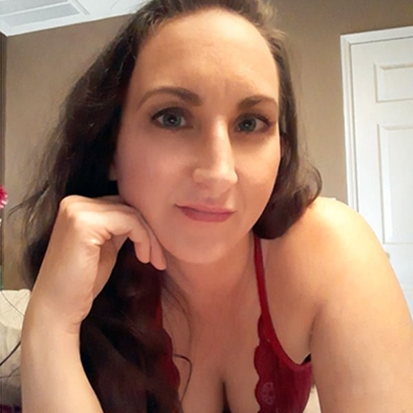 Sex Chat Host Piperminnoe - I get so wet knowing our sexting gets you hard!