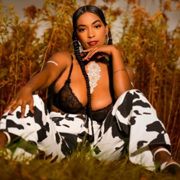 Sex Chat Host Dreamcatcher - I can make your dreams come true