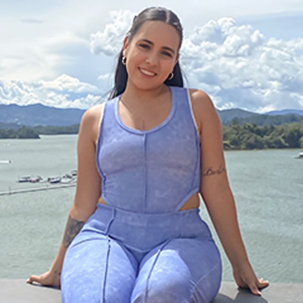 Sex Chat Host Aliciavizcaya - Te gustan las latinas ?