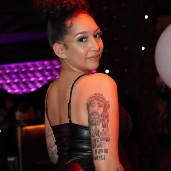 Sex Chat Host Love - 💋 Your Favorite Distraction  Sweet, Sassy & Addictive