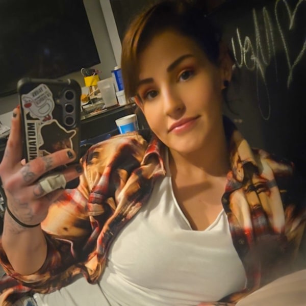 Sex Chat Host Itsgoddess - I Don’t Compete. I Select. 👑