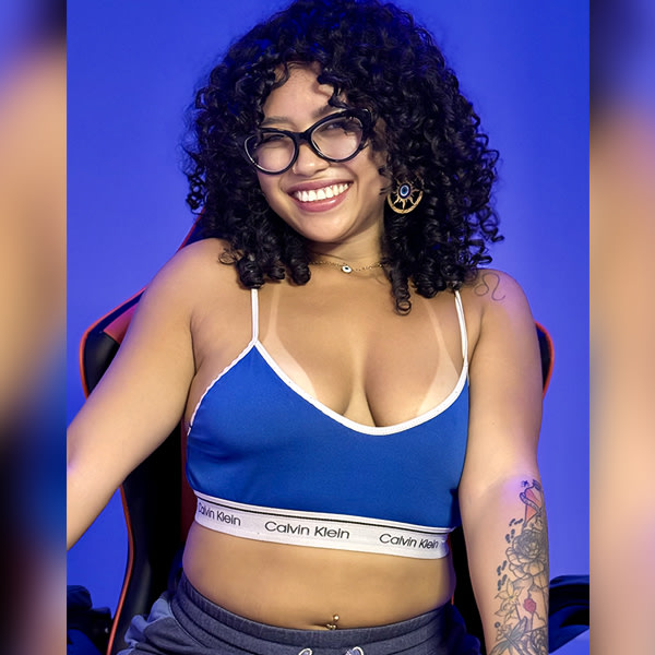 Sex Chat Host Tatylima - Cute, fun and a little naughty