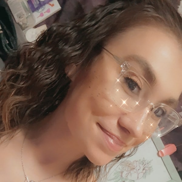 Sex Chat Host Arabellamariee - Your favorite distraction