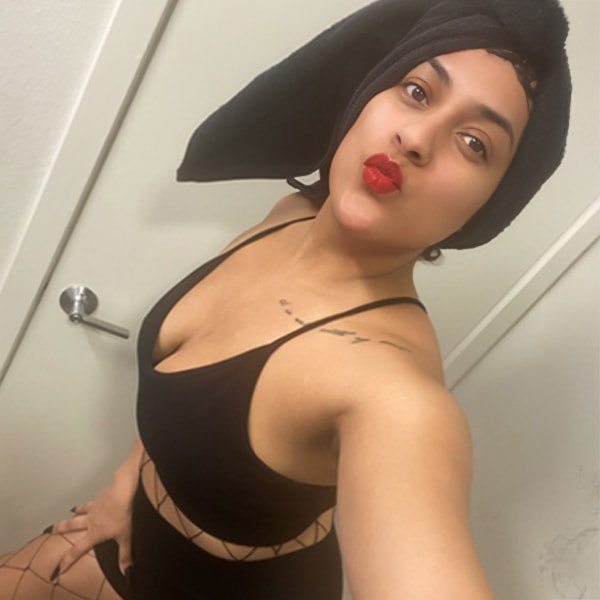 Sex Chat Host Goddessbee - 🔐 A Safe Place for Your Bisexual Secrets