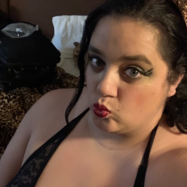 Sex Chat Host Primalgoddess - Kinky Primal Goddess - Come Play With Me!