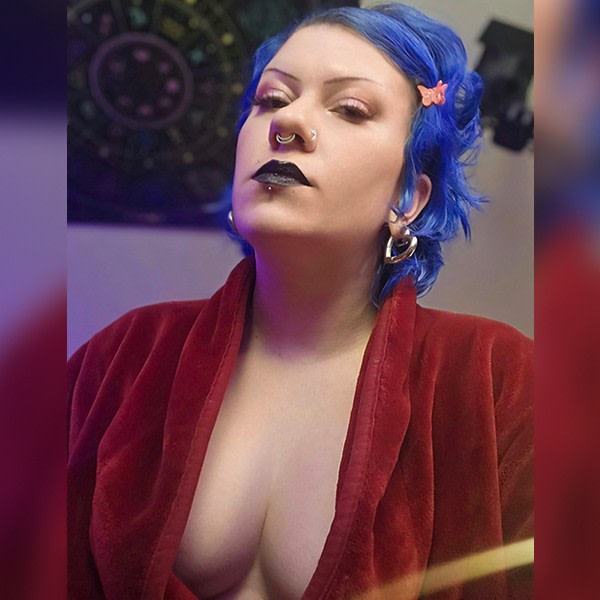 Sex Chat Host Fondadix - Your favorite big titty goth GF