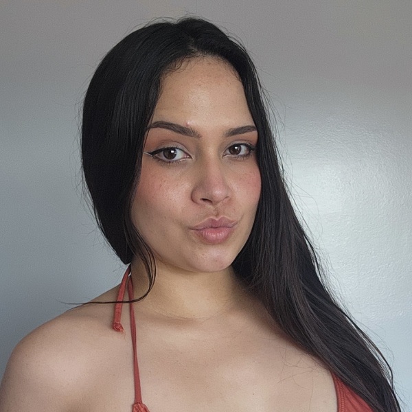 Sex Chat Host Babedanii - Soy linda, sexy, me gusta consentir y que me consientan.