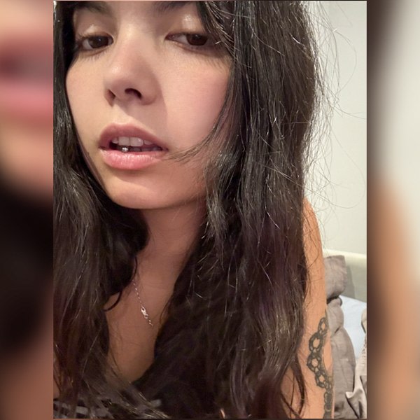 Sex Chat Host Allysah - 🐈‍⬛Ready to chat