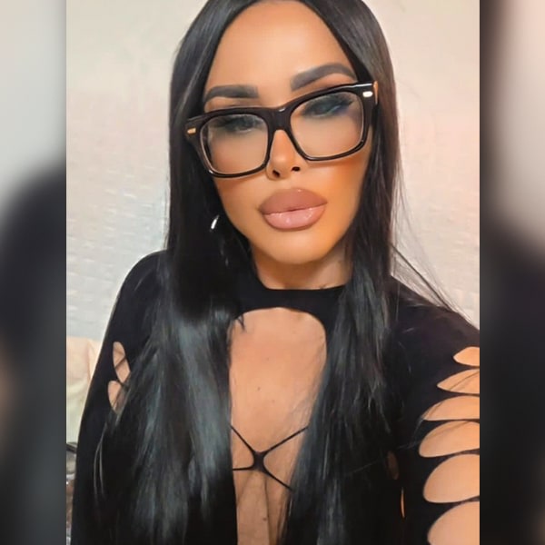 Sex Chat Host Sellena - Private,direct,unforgettable-let's have fun
