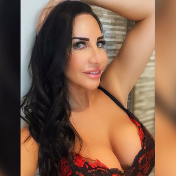 Sex Chat Host Jasmineuk - Hot British Milf