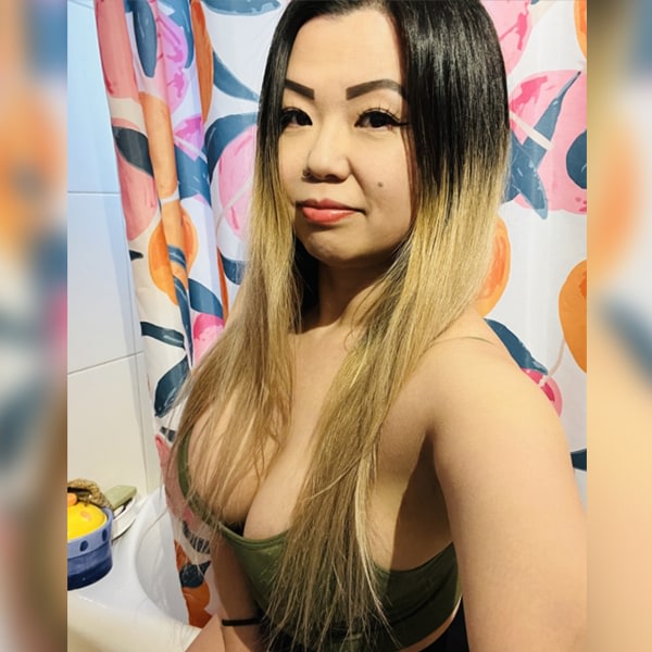 Sex Chat Host Marikaxx - I can behave. I just don’t always.
