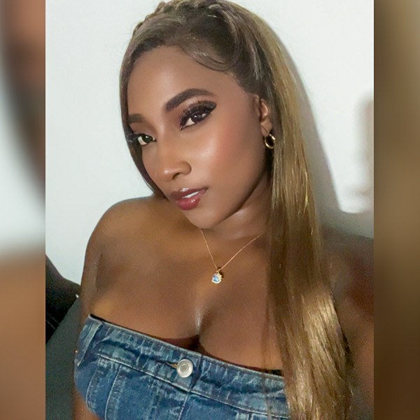 Sex Chat Host Hannagrey - Déjate llevar, yo te acompaño ¿ Vienes o voy ?