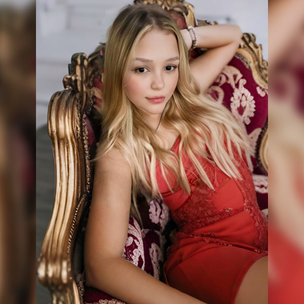 Sex Chat Host Sweetelize - sexy, sweet and seductive