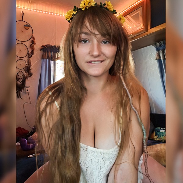 Sex Chat Host Dirtyhippie - Here for a good time, not a long time