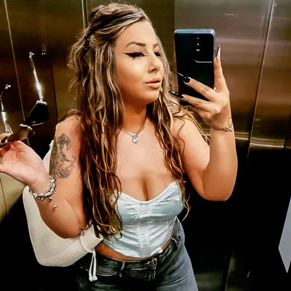 Sex Chat Host Rubi - Big Ass Goddess.Curvy and perv.Juicy Big BOobs.Lets get wild