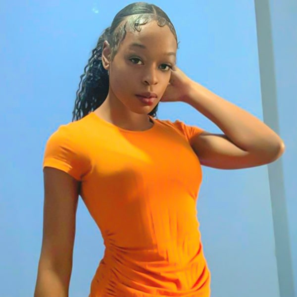 Sex Chat Host Missmarla - Sugar spice and everything nice !
