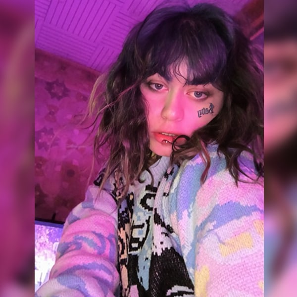 Sex Chat Host Kittygoth - Sexy slutty KittyGoth ready to make you hot & wet