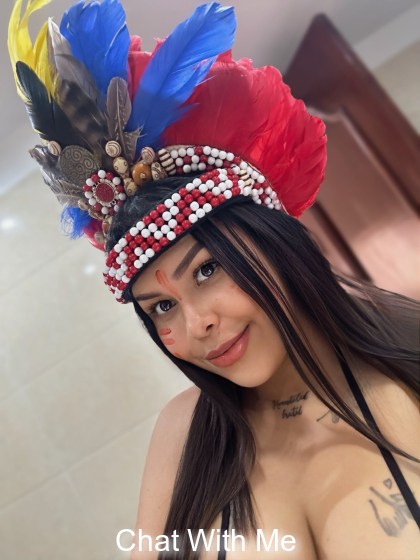 Im india from Colombia  and love u know more about me and my culture 