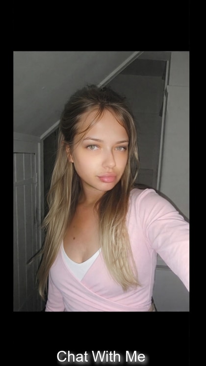 just a little selfie to tease you 