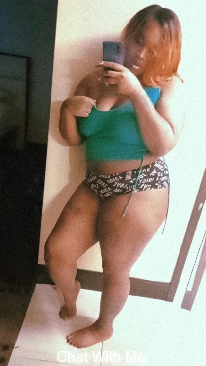 feel free lets chat