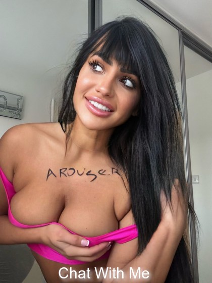 hey come and chat to me with all your kinks boys Live Photos on request available 