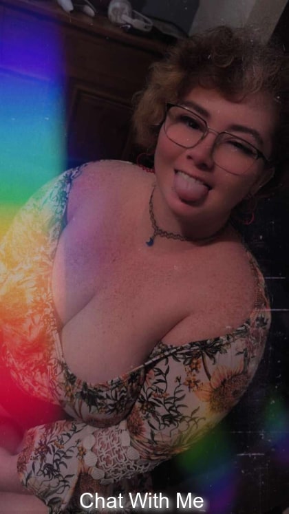 went out with my friend the other night a day she took this cute picture of me in my dress
