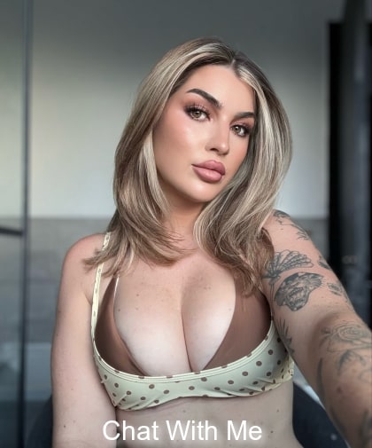Do you like how big and juicy my tits look in this bikini for the summer 