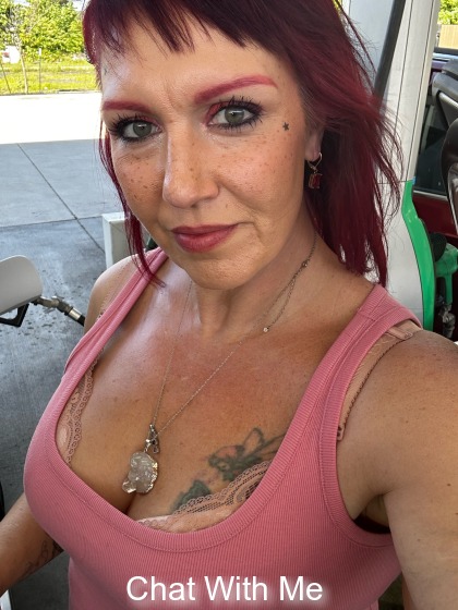 Getting gas and ready to start my day lookin cute in a tank. 
