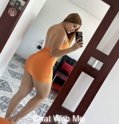 Beautiful and sexy girl i love it kissed 