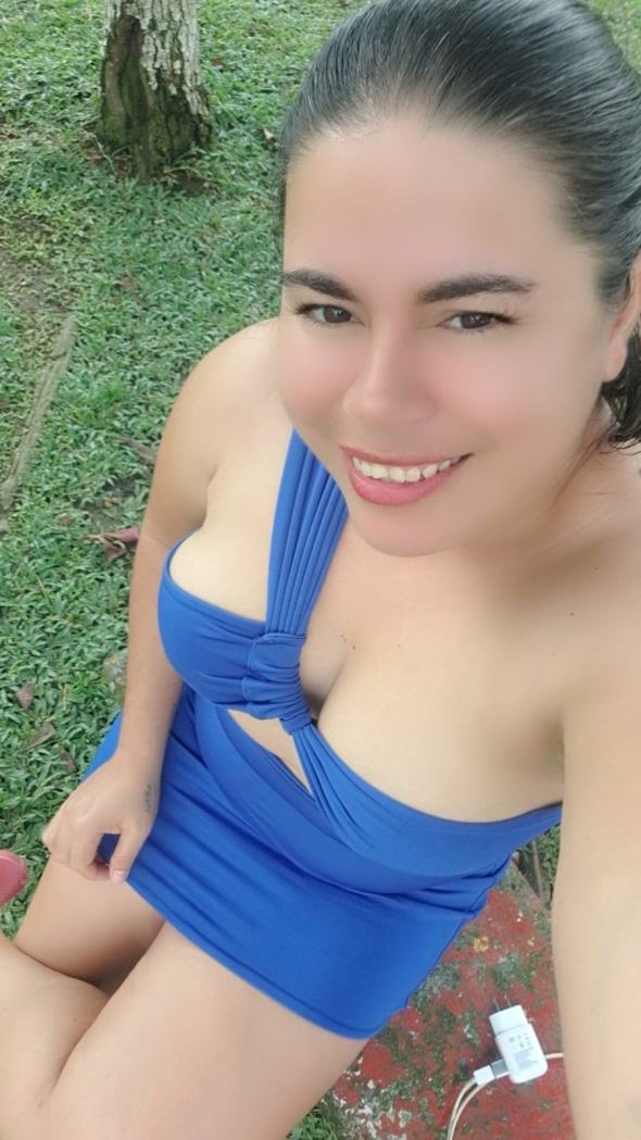 hello baby come meet me and Lets ve friends