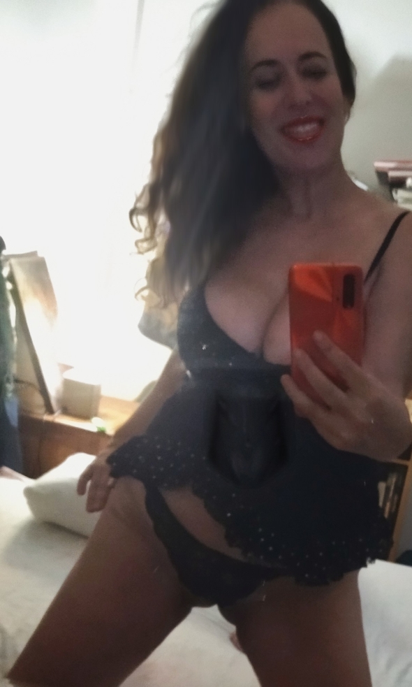 I love waking up and doing wild and playful things in bed first thing in the morning 