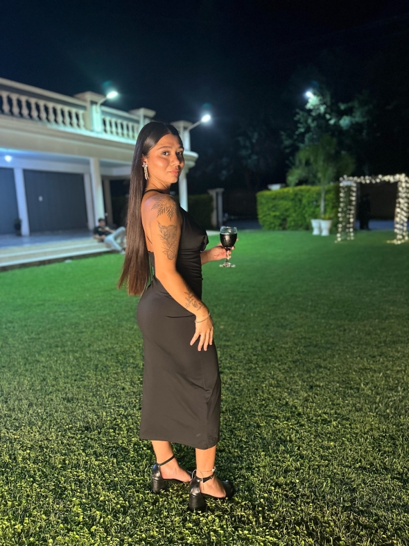 She has what others lack she s one of those women who stand out 
