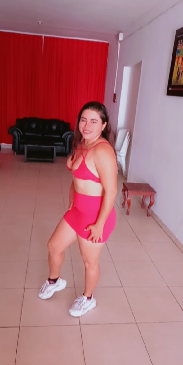 Looking to have sex chat with me