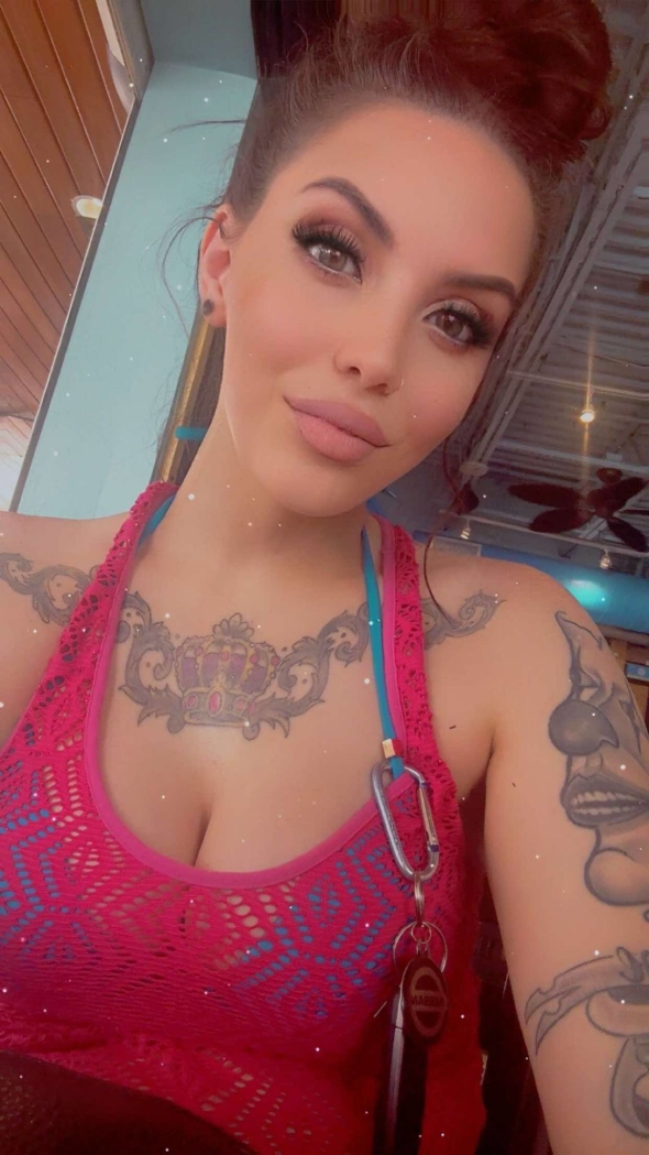 I don't get dolled up for me... i do it for YOU. So you can turn me into your dirty little slut ;)