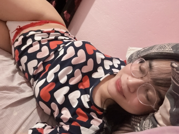 So i dont always wear shirts like this but this one i really like it and i hope you do too babe