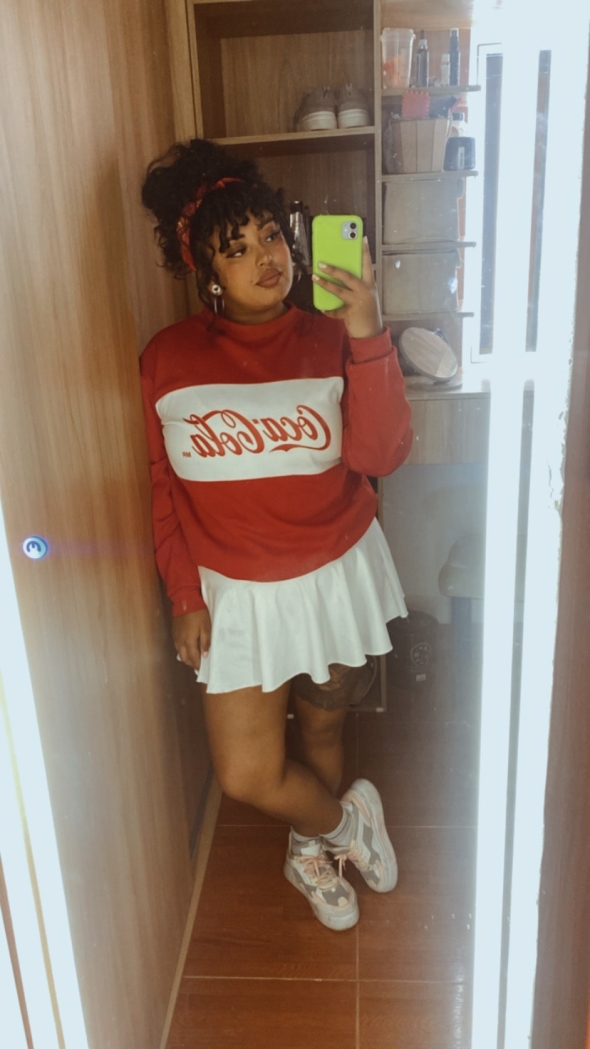 I love pretty outfits like cute girl