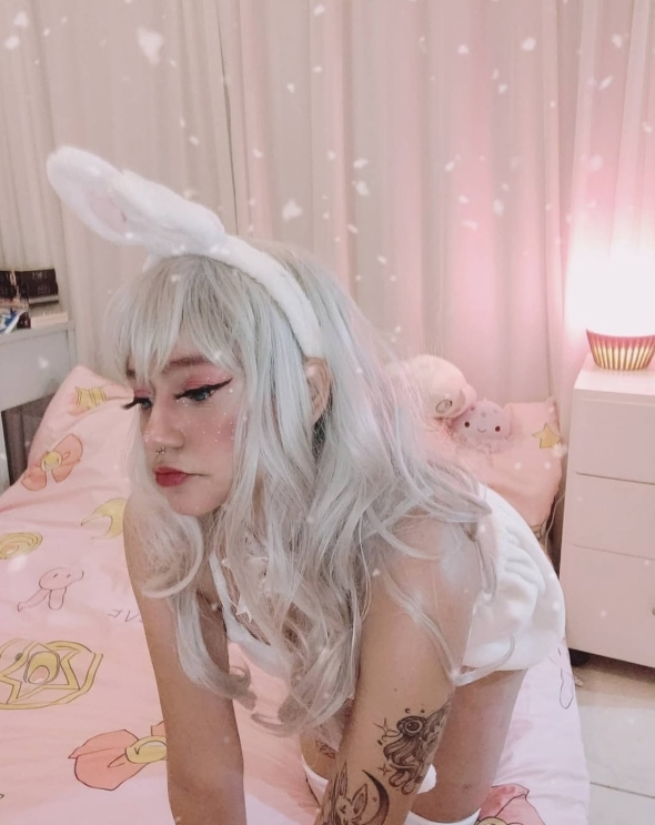 sad and horny Sad and horny I need affection and company