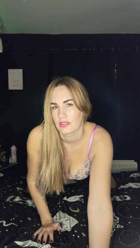 feeling sexy in my new sexy set 