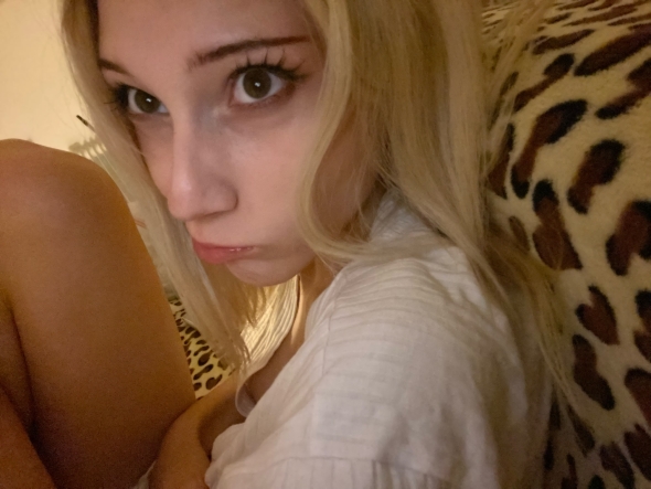 Hi love did you miss me im back for more fun 
