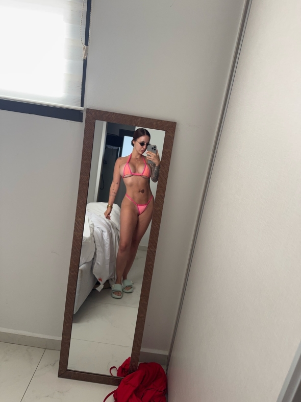 Mmmmmm I love tan lines my bronze  do you like 