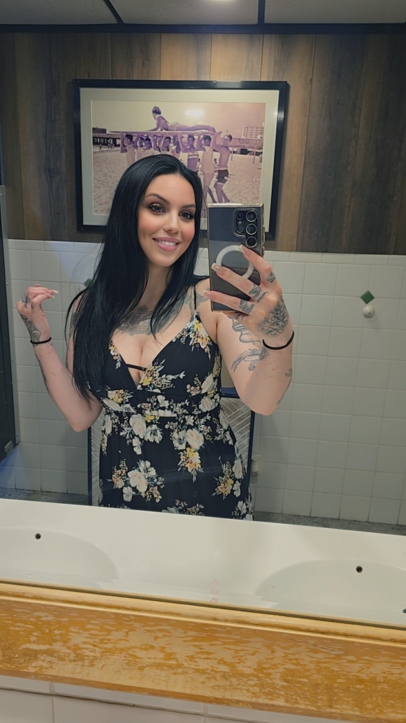 come have some fun with me i promise i wont let you down 