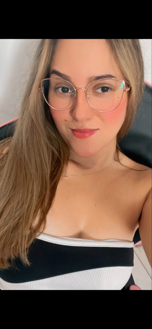 a naughty girl delicious and sweet lets talk