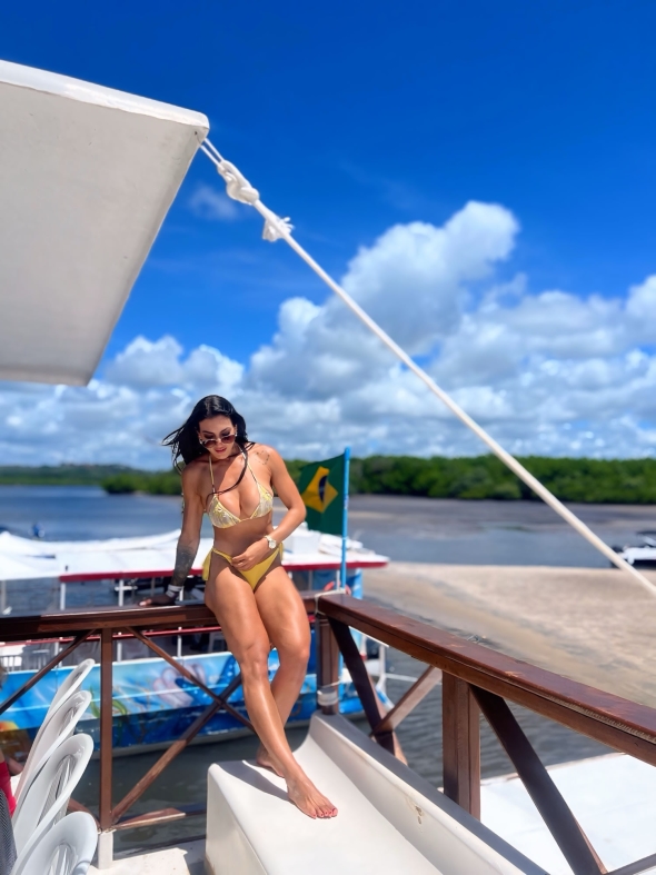 This pic in Nordeste Brasileiro so much hot there 