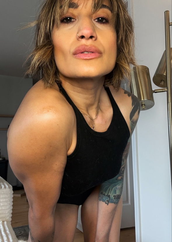 Where would you like these lips on your body 