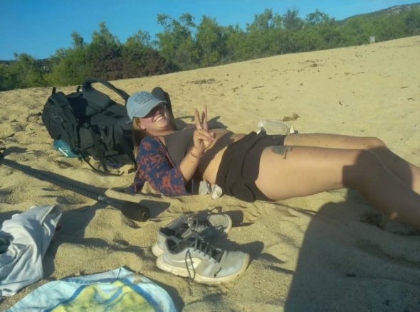 3 days hiking along the coast barefoot fasting and fancy free Rationing food i can handle but rationing water is never cool 