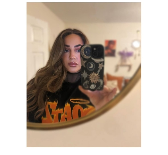 Just a classic selfie for everyone to enjoy xx