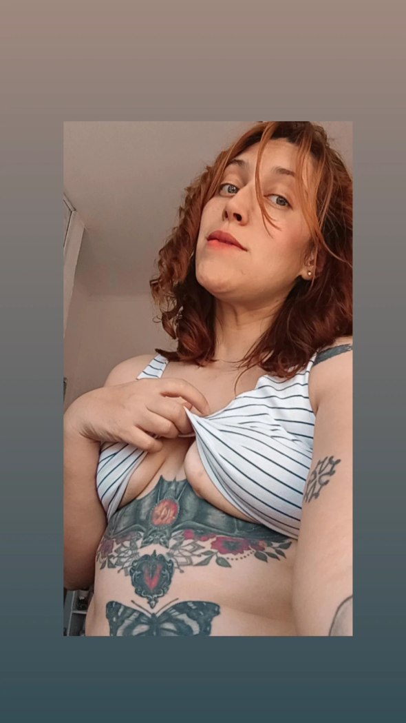 waiting to sext or video call 