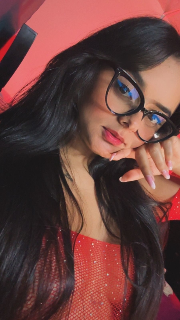 Today Monday night I felt beautiful.. what are you doing?