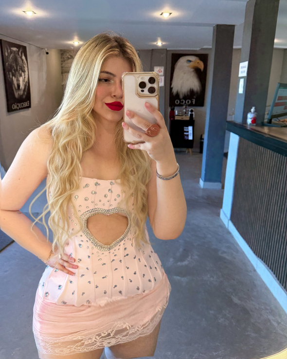 Do you like Brazilian curves? 🇧🇷